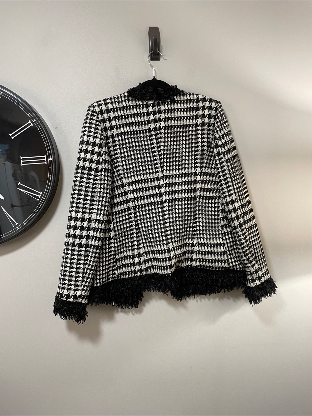 Imperial Black & White Houndstooth Fringe Tweed Blazer - Picture 5 of 17